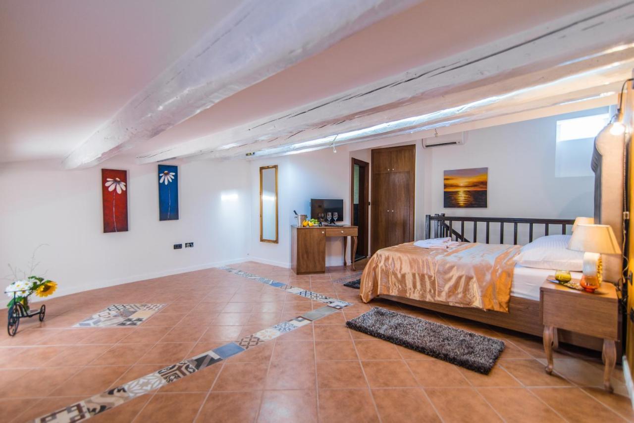 Bella Natka Bed And Breakfast Rovinj Exterior foto