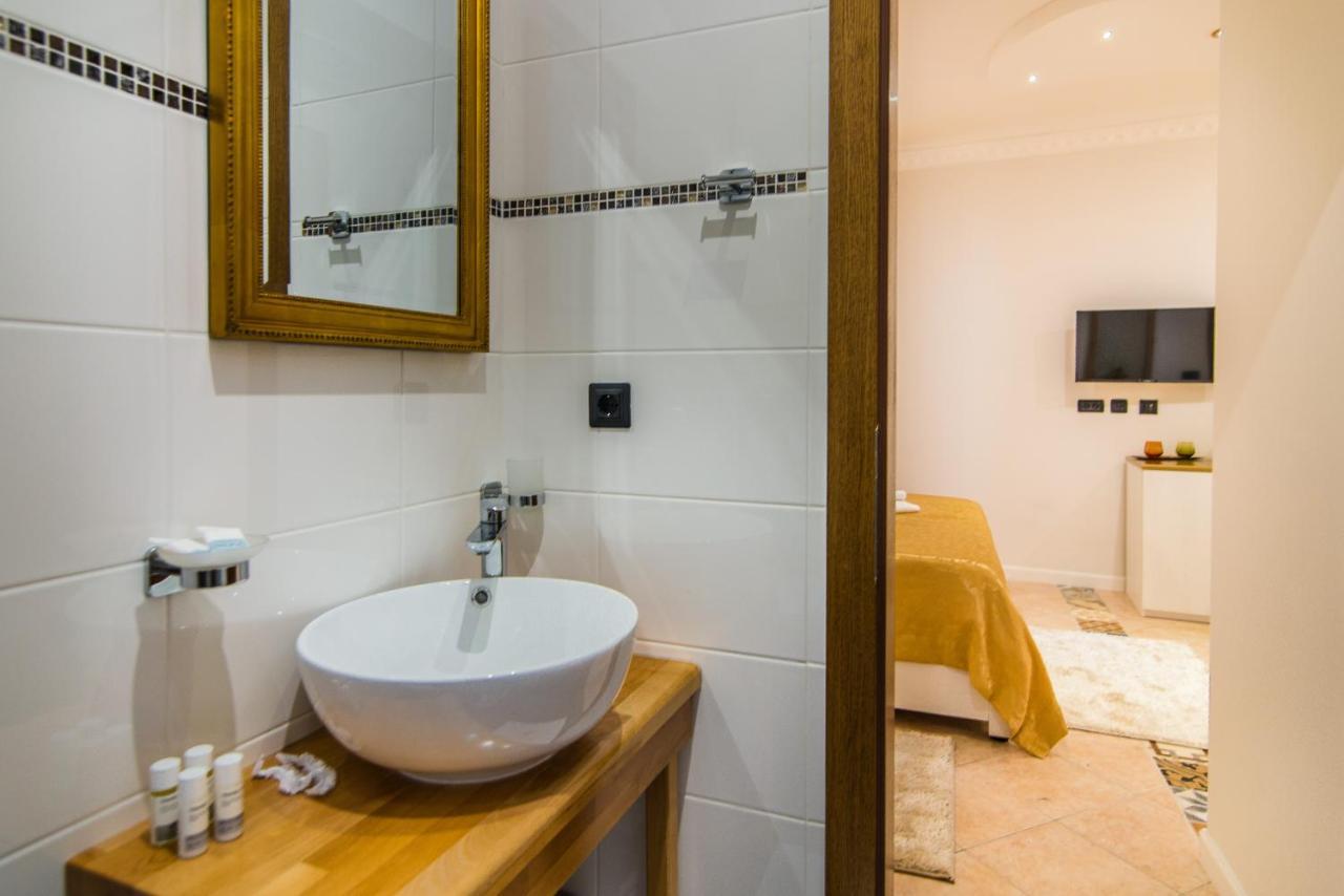 Bella Natka Bed And Breakfast Rovinj Exterior foto